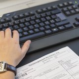 Les nouvelles entrées aux registres du commerce ont marqué le pas en mai, avec un recul de 1% à 4277 créations d'entreprises. Pas moins de 21'600 sociétés ont toutefois été créées entre janvier et fin mai, soit 3% de plus qu'un an auparavant. (arc...